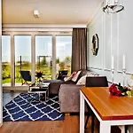 Blueapart Na Plazy Apartment