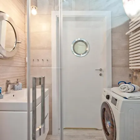 Blueapart Na Plazy Apartment